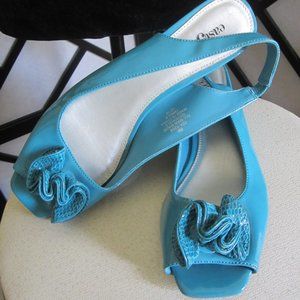 East 5th Avenue - Turquoise patent leather wedge sandals - Sz8M